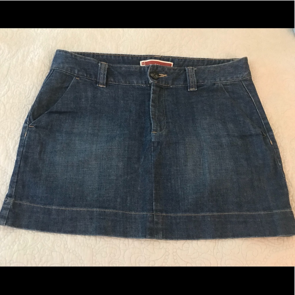 Gap Women’s Denim Skirt